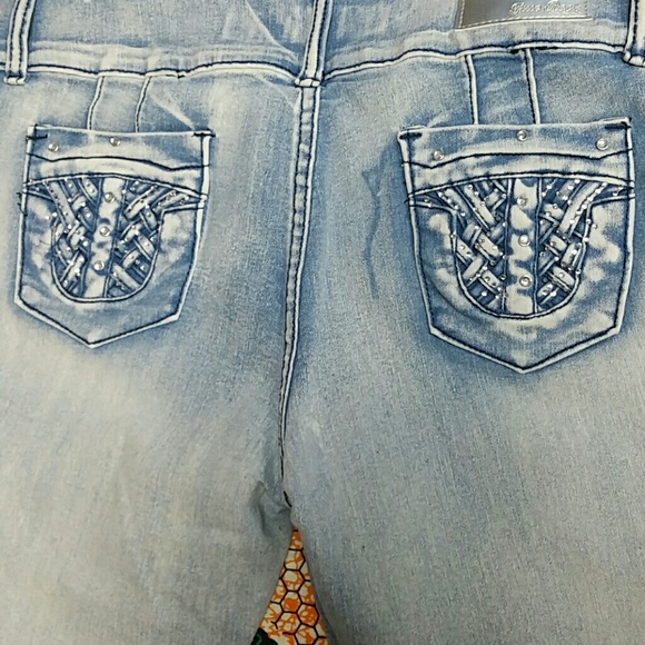 True Rock - Picture 3 of 5